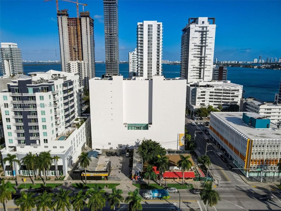 Recently Sold: $550,000 (2 beds, 2 baths, 1123 Square Feet)