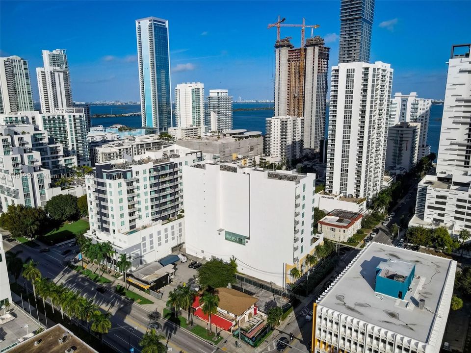 Recently Sold: $550,000 (2 beds, 2 baths, 1123 Square Feet)