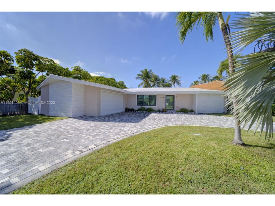 Недавно продано: $1,950,000 (3 спален, 2 ванн, 1604 Квадратных фут)