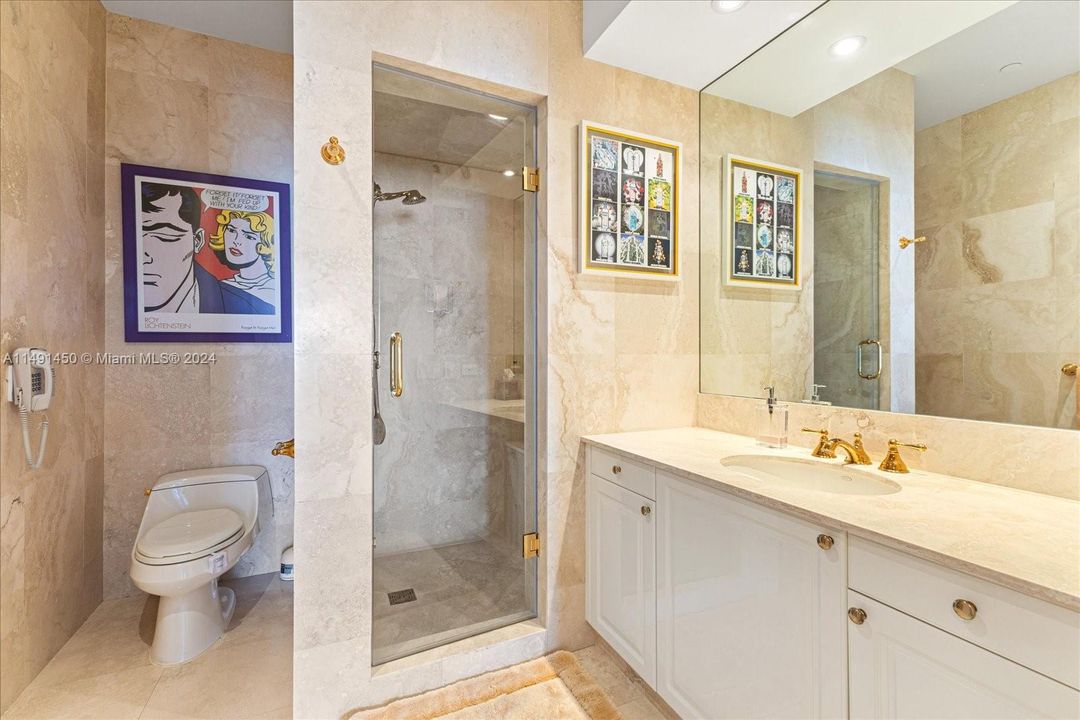 Recently Sold: $16,500,000 (5 beds, 6 baths, 4932 Square Feet)