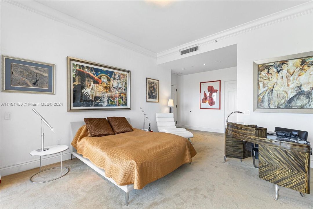 Recently Sold: $16,500,000 (5 beds, 6 baths, 4932 Square Feet)