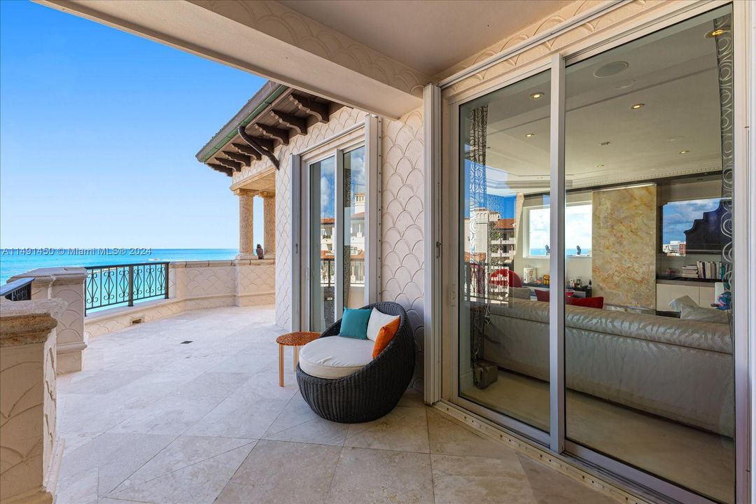 Recently Sold: $16,500,000 (5 beds, 6 baths, 4932 Square Feet)