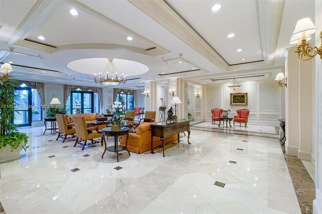 Recently Sold: $895,000 (1 beds, 1 baths, 1057 Square Feet)