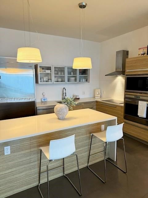 最近售出: $999,999 (2 贝兹, 2 浴室, 1147 平方英尺)