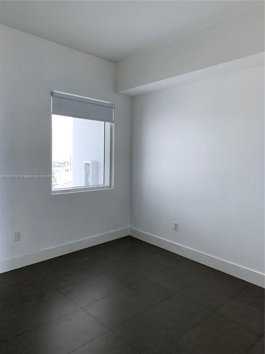 最近售出: $999,999 (2 贝兹, 2 浴室, 1147 平方英尺)