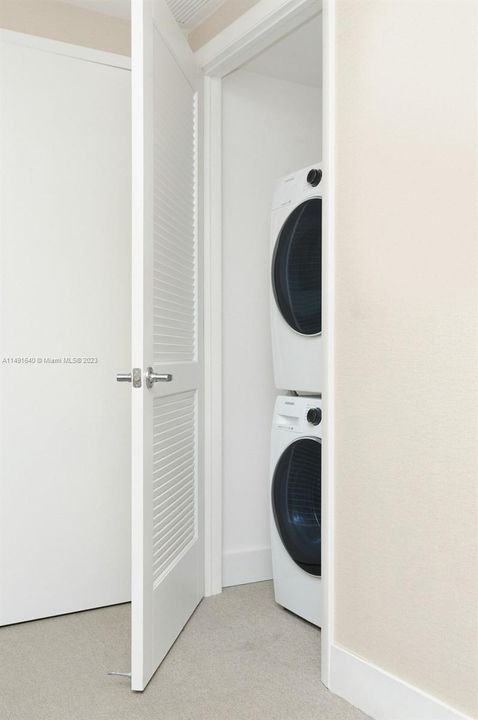 Vendido Recientemente: $875,000 (2 camas, 2 baños, 1271 Pies cuadrados)