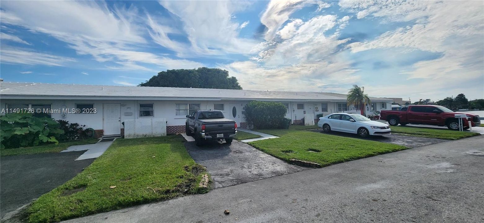 Recently Sold: $284,900 (2 beds, 1 baths, 875 Square Feet)