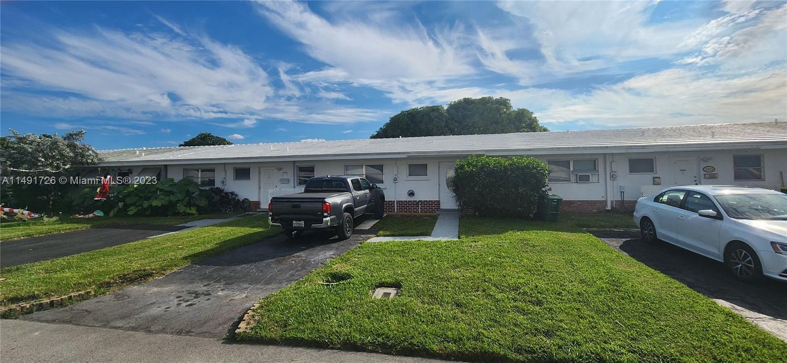 Recently Sold: $284,900 (2 beds, 1 baths, 875 Square Feet)