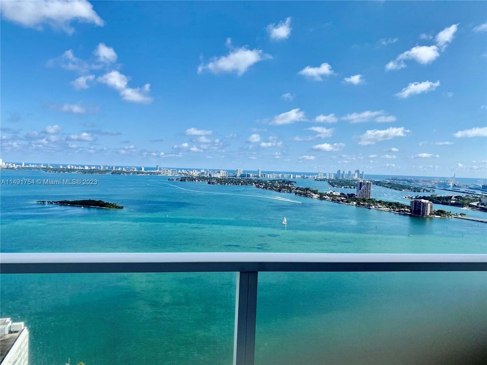 Recently Rented: $8,000 (2 beds, 2 baths, 1588 Square Feet)