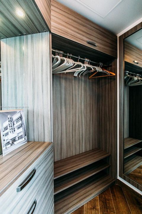 Recently Rented: $8,000 (2 beds, 2 baths, 1588 Square Feet)