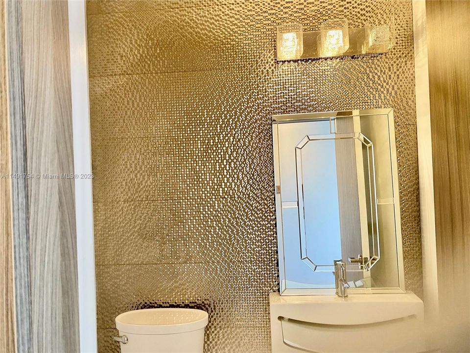 Recently Rented: $8,000 (2 beds, 2 baths, 1588 Square Feet)