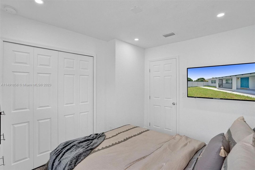 Недавно продано: $695,000 (0 спален, 0 ванн, 1392 Квадратных фут)