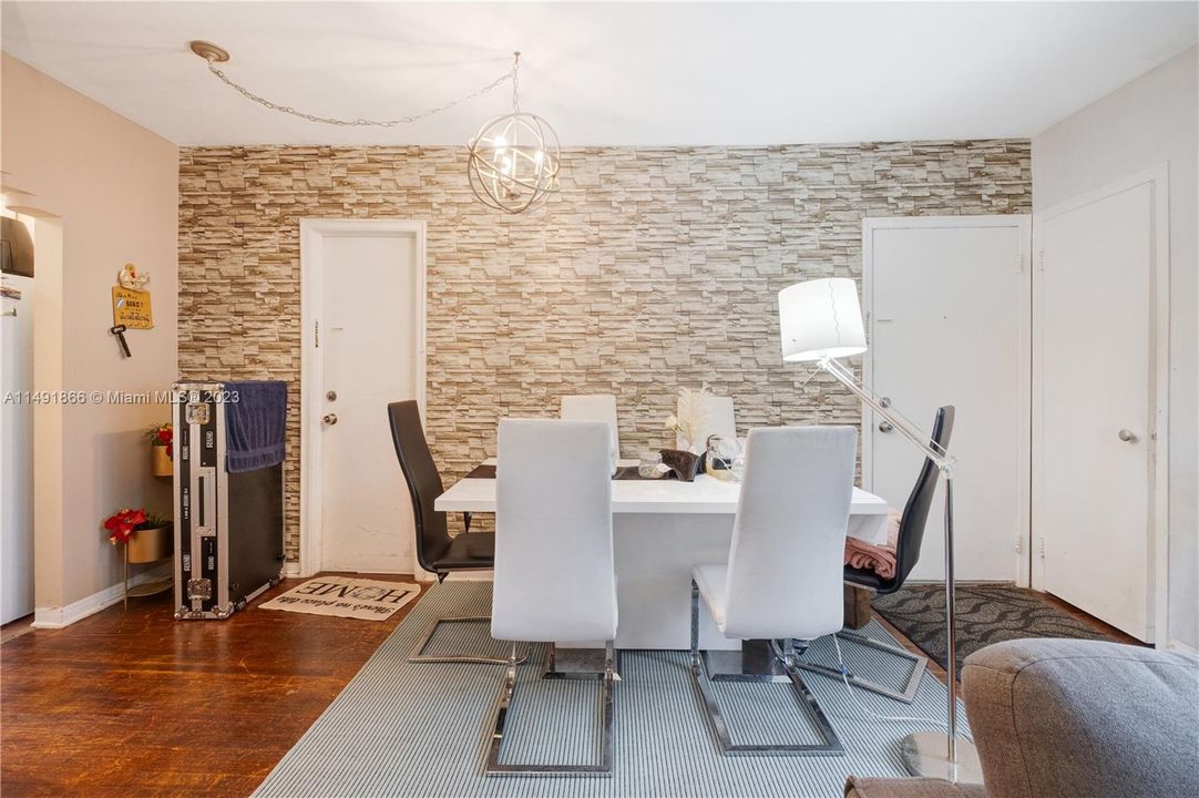 Vendido Recientemente: $300,000 (1 camas, 1 baños, 480 Pies cuadrados)