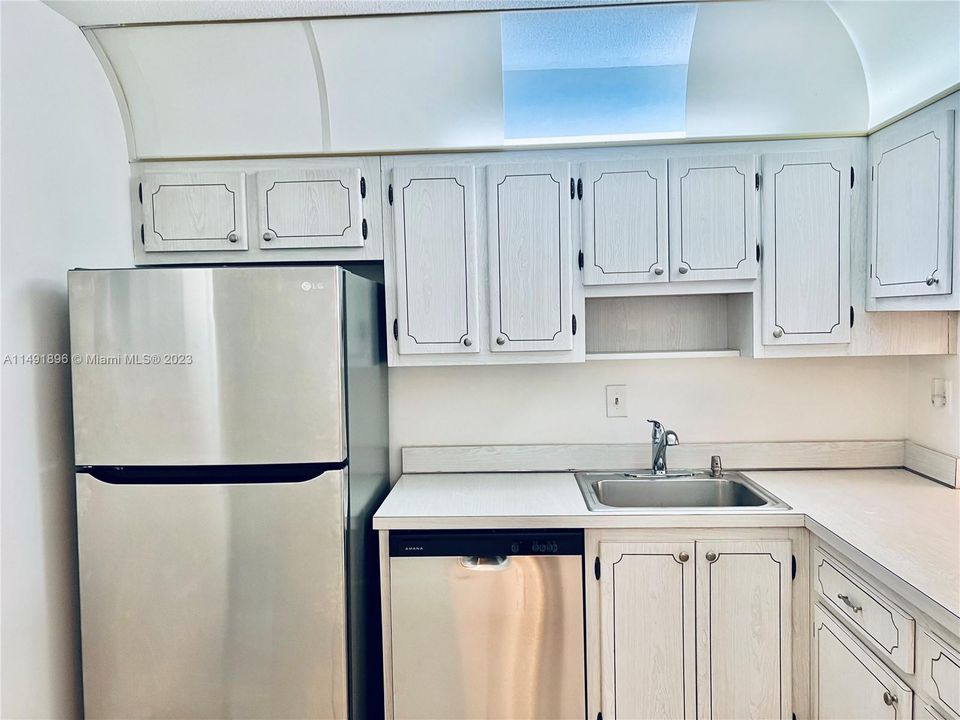 Vendido Recientemente: $69,000 (1 camas, 1 baños, 744 Pies cuadrados)