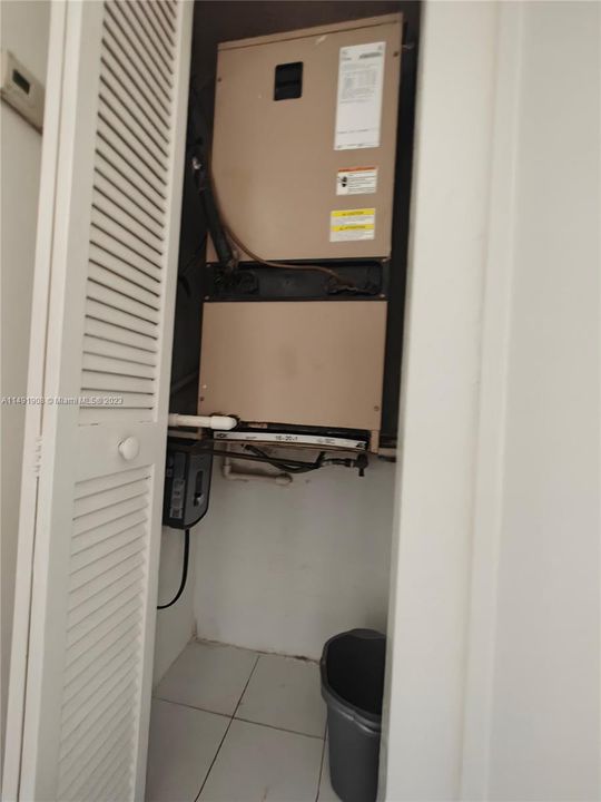 Недавно продано: $165,000 (1 спален, 1 ванн, 691 Квадратных фут)