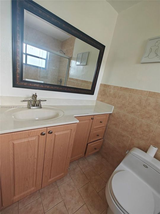 Недавно продано: $165,000 (1 спален, 1 ванн, 691 Квадратных фут)