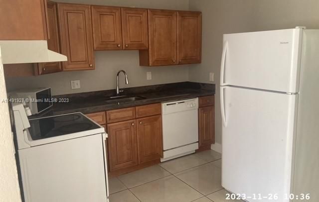 Recently Sold: $454,900 (3 beds, 2 baths, 1092 Square Feet)