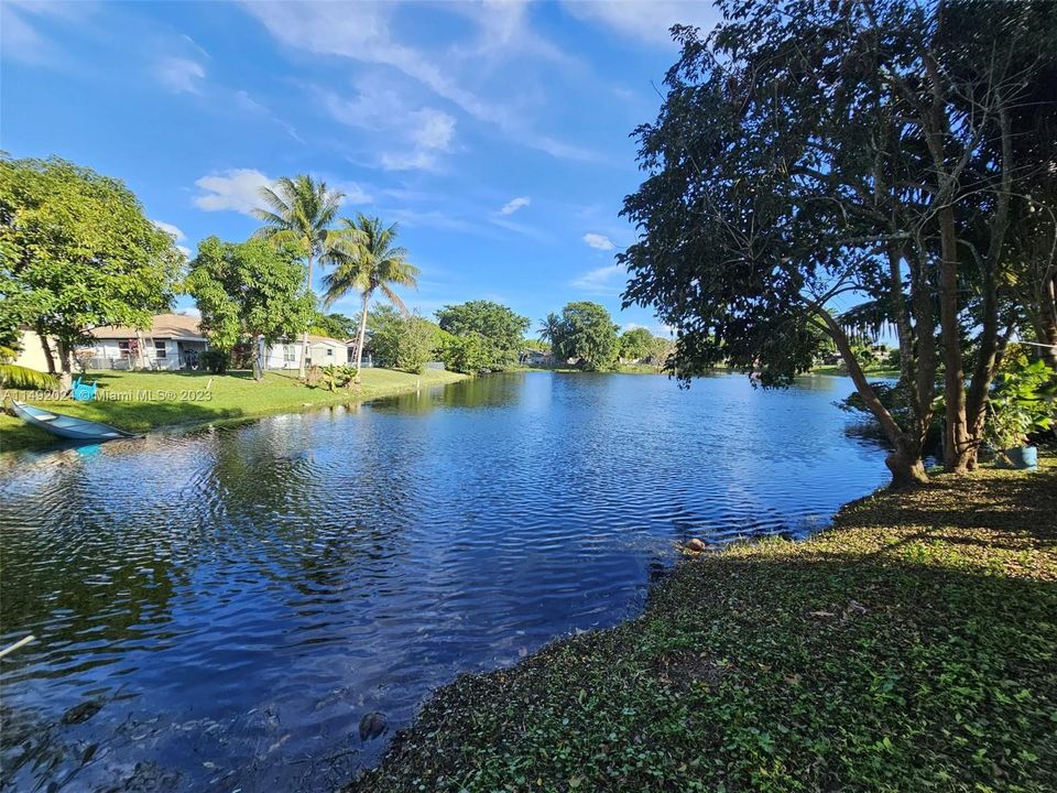 Recently Sold: $368,000 (4 beds, 2 baths, 1150 Square Feet)