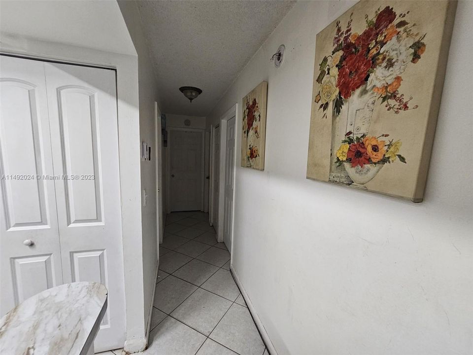 Recently Sold: $368,000 (4 beds, 2 baths, 1150 Square Feet)