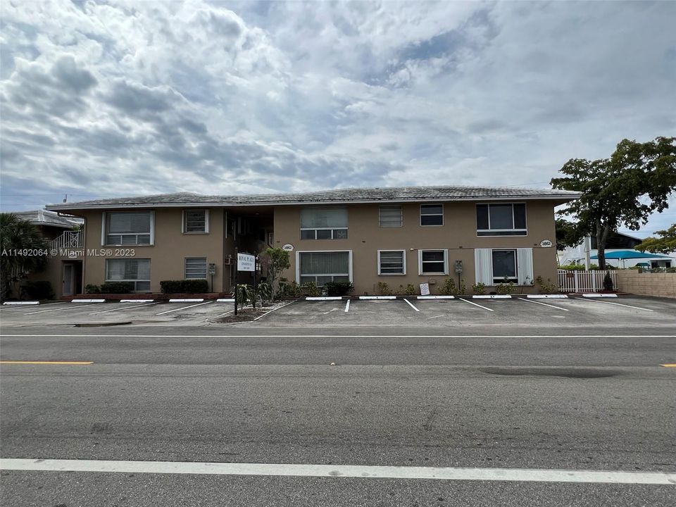 Recently Sold: $199,900 (1 beds, 1 baths, 475 Square Feet)