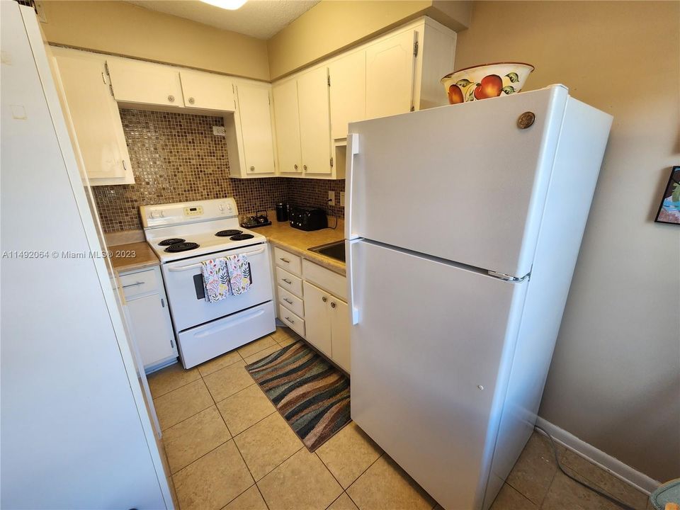 Recently Sold: $199,900 (1 beds, 1 baths, 475 Square Feet)