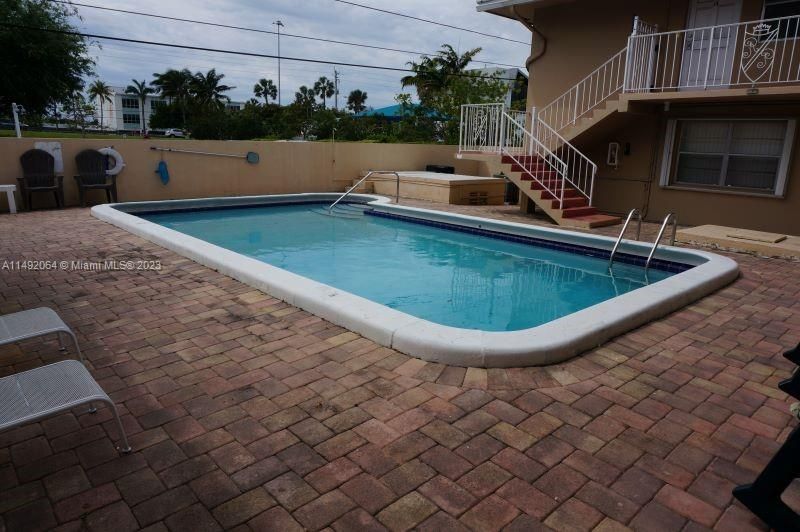 Recently Sold: $199,900 (1 beds, 1 baths, 475 Square Feet)