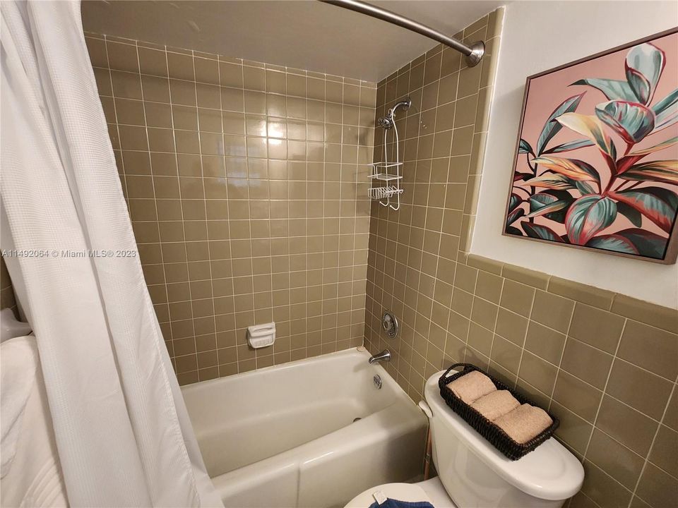 Recently Sold: $199,900 (1 beds, 1 baths, 475 Square Feet)