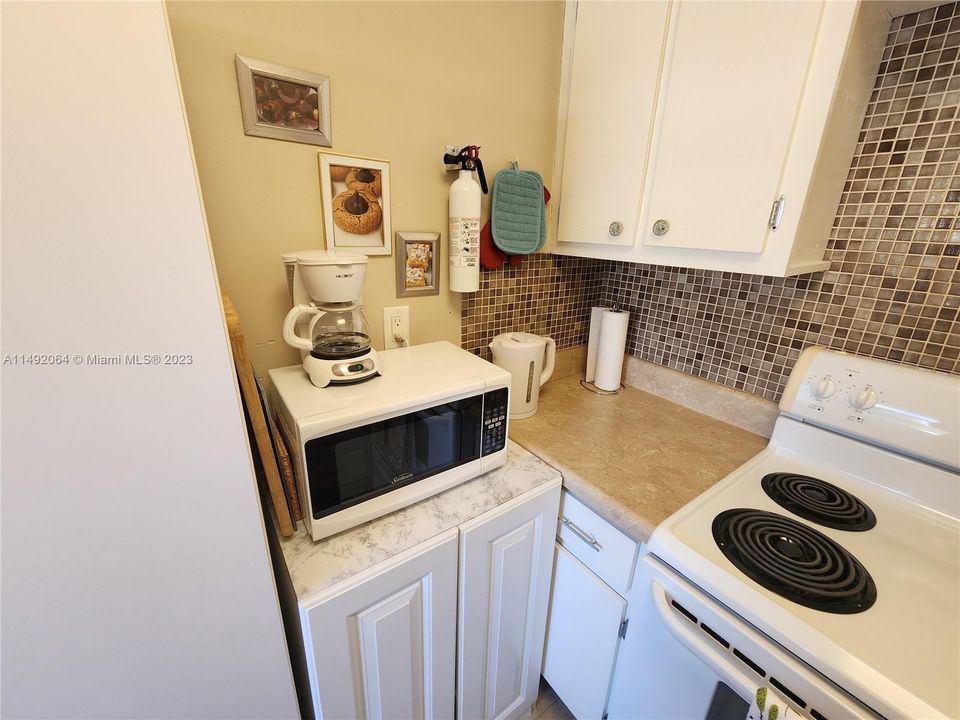 Recently Sold: $199,900 (1 beds, 1 baths, 475 Square Feet)