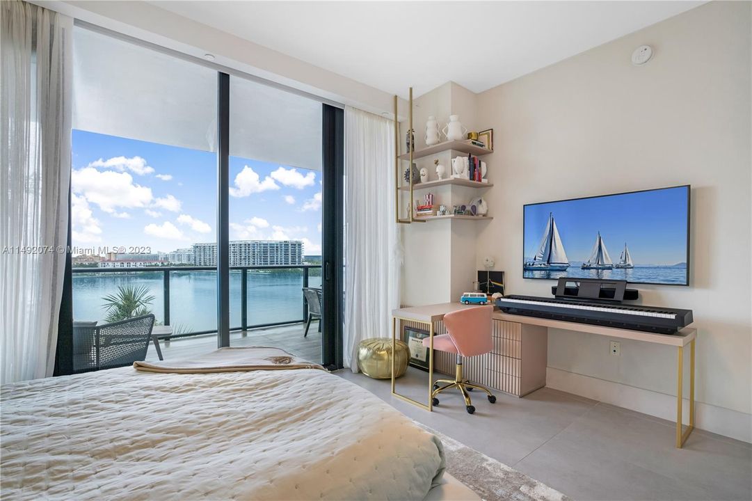 Недавно продано: $3,410,000 (3 спален, 4 ванн, 2626 Квадратных фут)