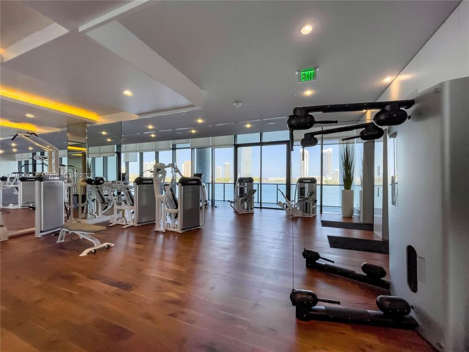 Недавно продано: $3,410,000 (3 спален, 4 ванн, 2626 Квадратных фут)