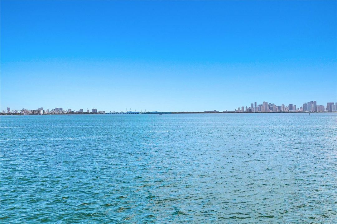 Recently Sold: $3,650,000 (3 beds, 3 baths, 0 Square Feet)