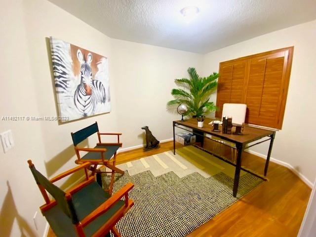 Recently Sold: $810,000 (4 beds, 2 baths, 1861 Square Feet)