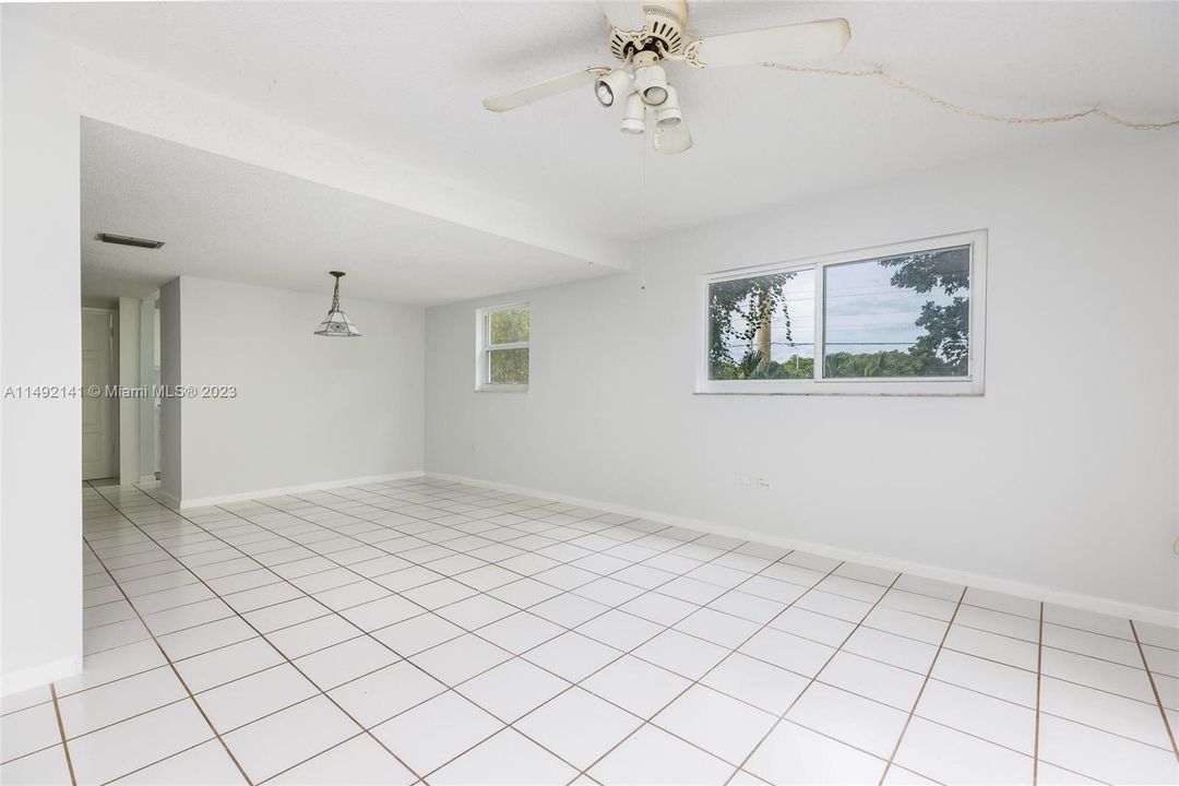 Recently Sold: $320,000 (2 beds, 1 baths, 0 Square Feet)