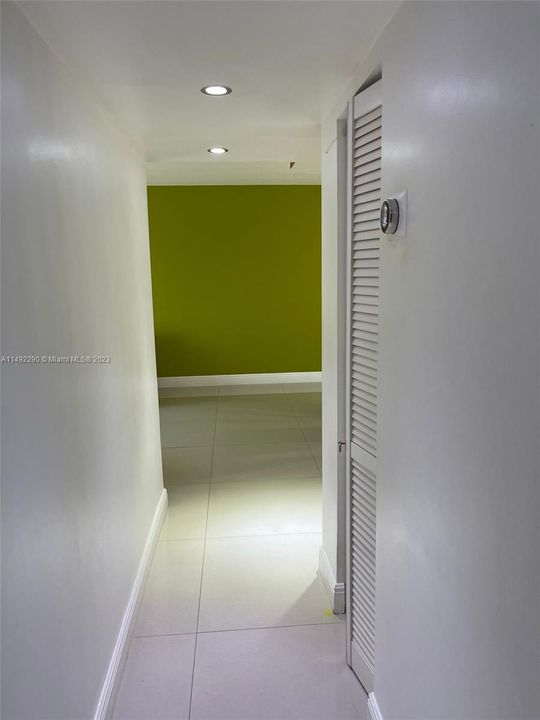 Recientemente alquilado: $2,600 (2 camas, 2 baños, 1026 Pies cuadrados)