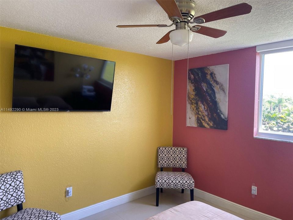 Recientemente alquilado: $2,600 (2 camas, 2 baños, 1026 Pies cuadrados)