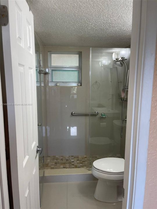 Recientemente alquilado: $2,600 (2 camas, 2 baños, 1026 Pies cuadrados)