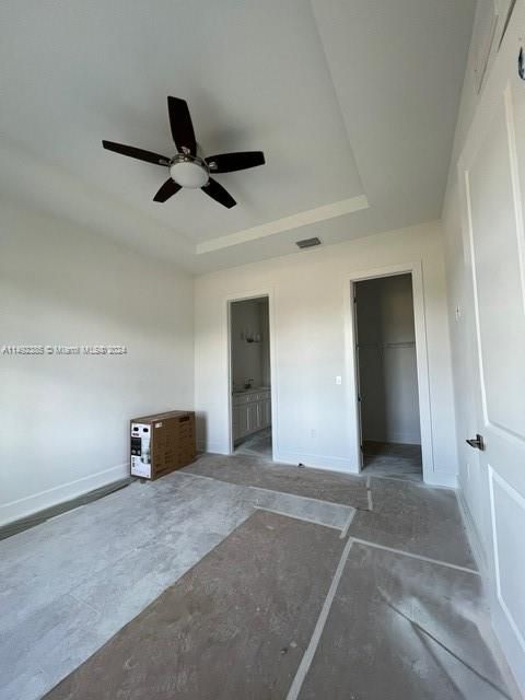 Recently Sold: $330,000 (3 beds, 2 baths, 1439 Square Feet)