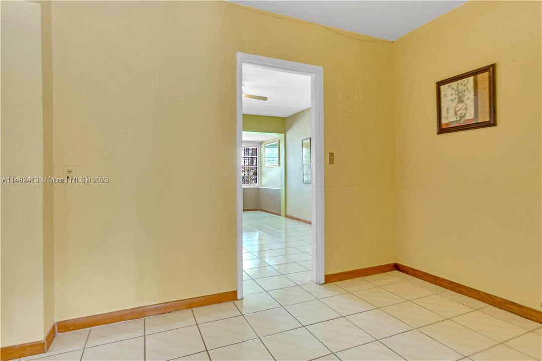 最近售出: $569,000 (2 贝兹, 2 浴室, 1343 平方英尺)