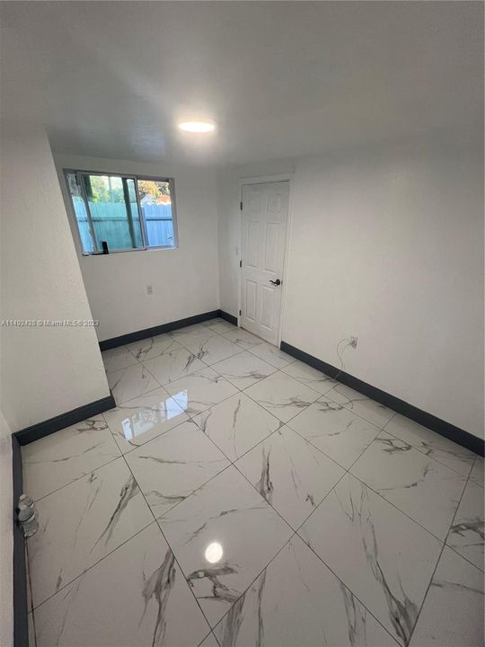 Recently Rented: $1,395 (1 beds, 1 baths, 0 Square Feet)