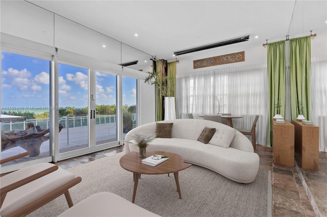 Recently Sold: $960,000 (2 beds, 2 baths, 1284 Square Feet)