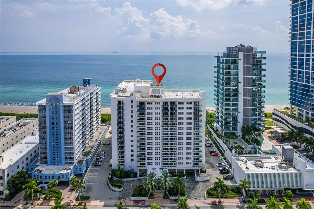Recently Sold: $960,000 (2 beds, 2 baths, 1284 Square Feet)