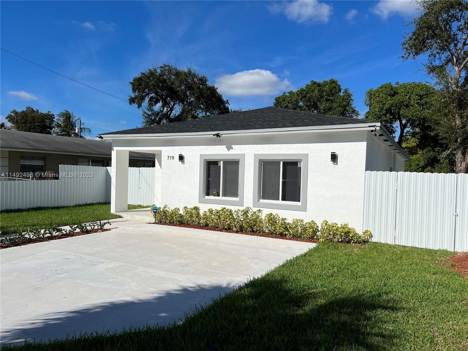 Recently Sold: $525,000 (3 beds, 2 baths, 1480 Square Feet)