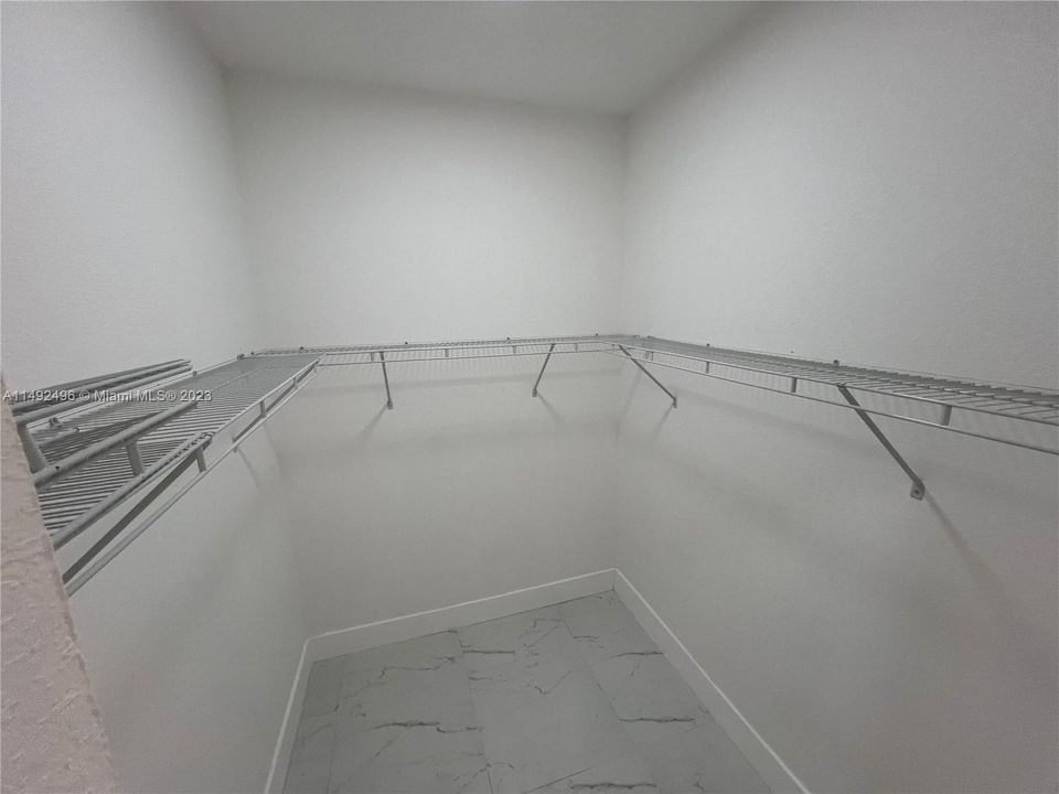 Recently Sold: $525,000 (3 beds, 2 baths, 1480 Square Feet)