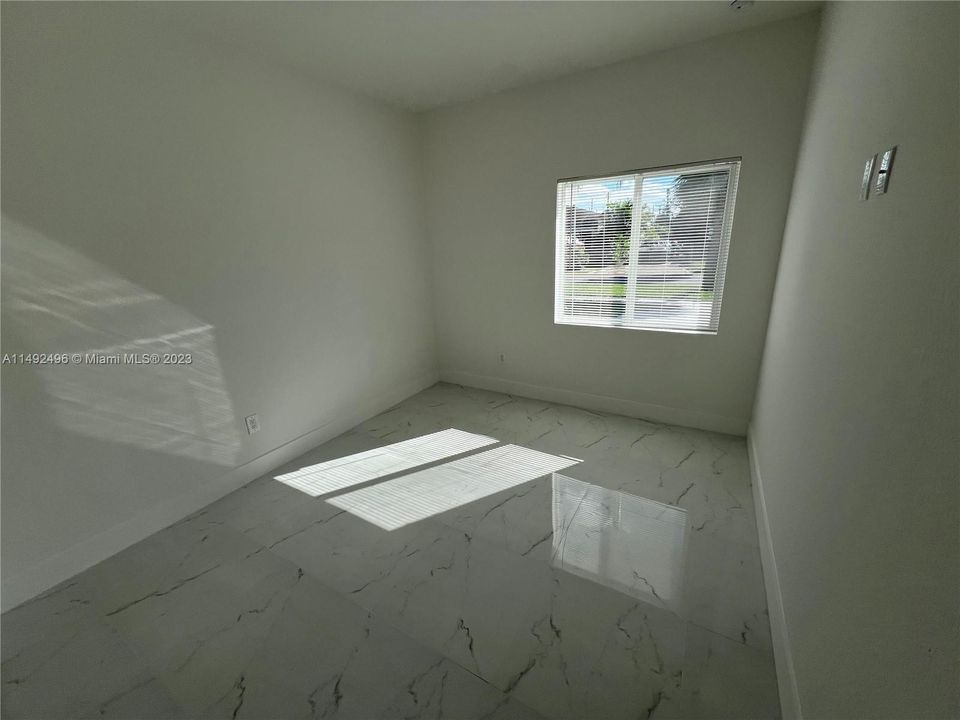 Recently Sold: $525,000 (3 beds, 2 baths, 1480 Square Feet)