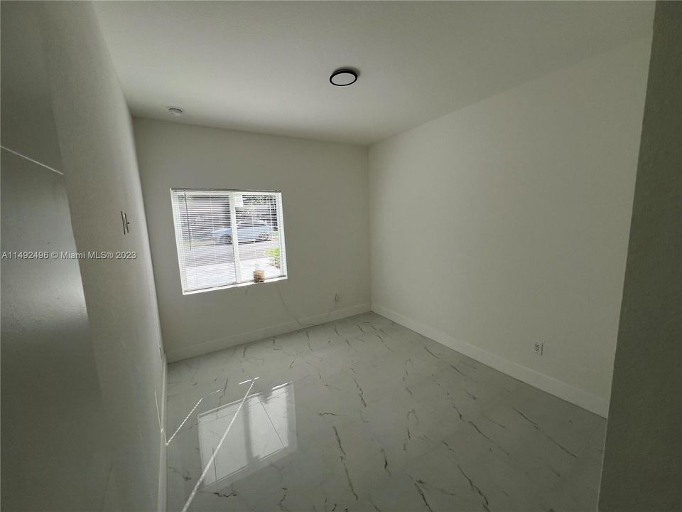 Recently Sold: $525,000 (3 beds, 2 baths, 1480 Square Feet)