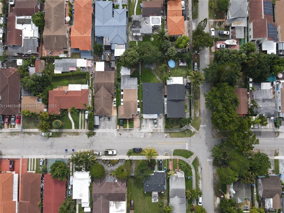 Recently Sold: $679,000 (4 beds, 3 baths, 2128 Square Feet)