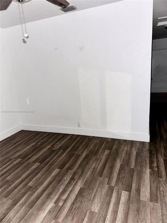 Recently Sold: $679,000 (4 beds, 3 baths, 2128 Square Feet)