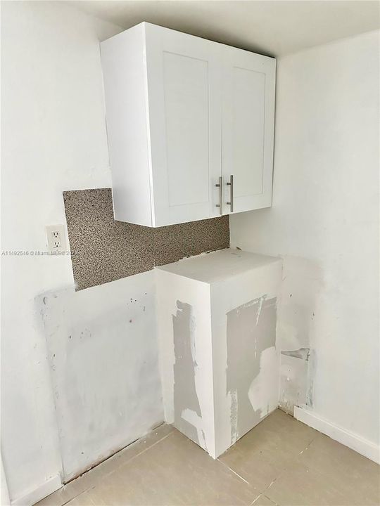 Recently Sold: $679,000 (4 beds, 3 baths, 2128 Square Feet)