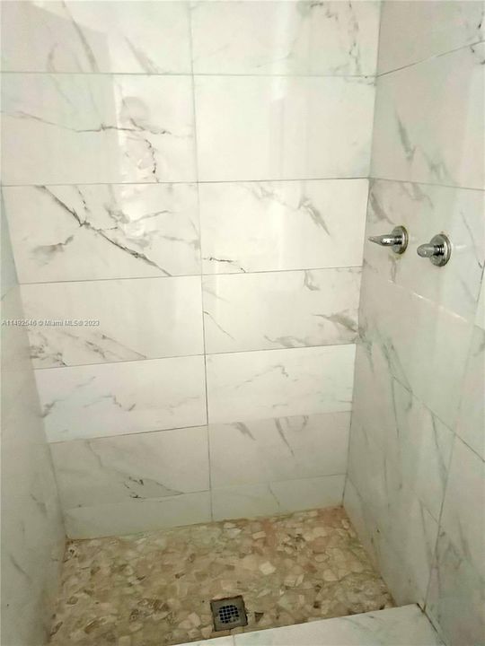 Recently Sold: $679,000 (4 beds, 3 baths, 2128 Square Feet)