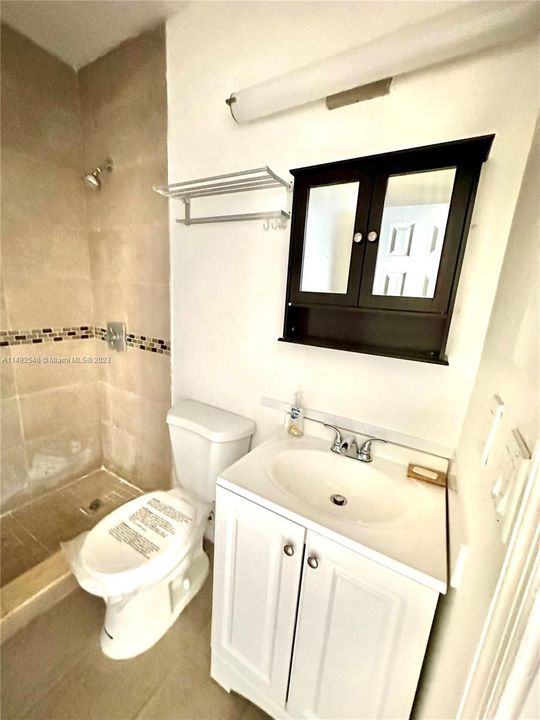 Recently Sold: $679,000 (4 beds, 3 baths, 2128 Square Feet)